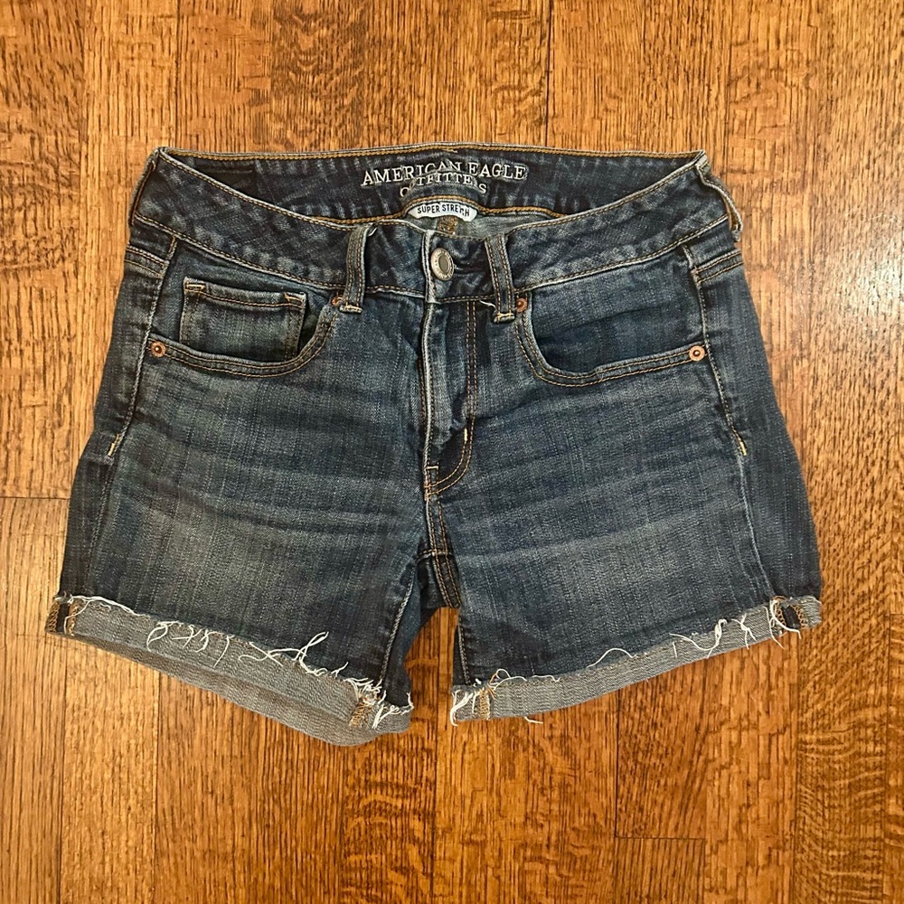 American Eagle Outfitters Blue Jean Shorts Classic Cut-Off Style
